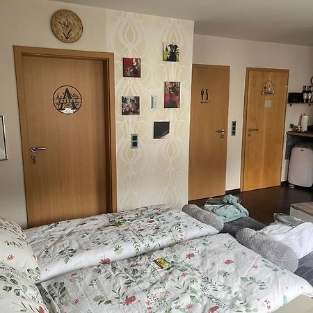 Gaestezimmer In Ratingen Bei Duesseldorf Mit Einem Hauch Luxus Экстерьер фото