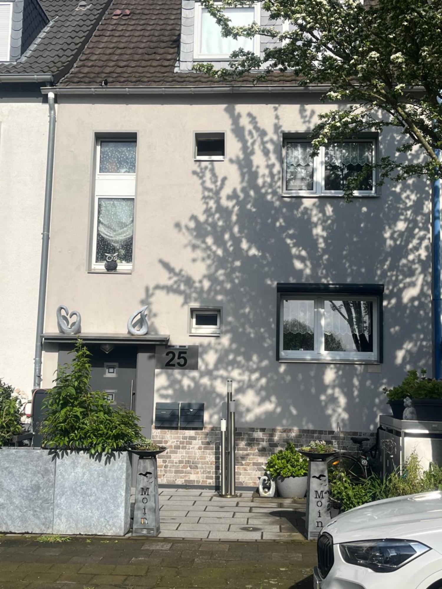 Gaestezimmer In Ratingen Bei Duesseldorf Mit Einem Hauch Luxus Экстерьер фото