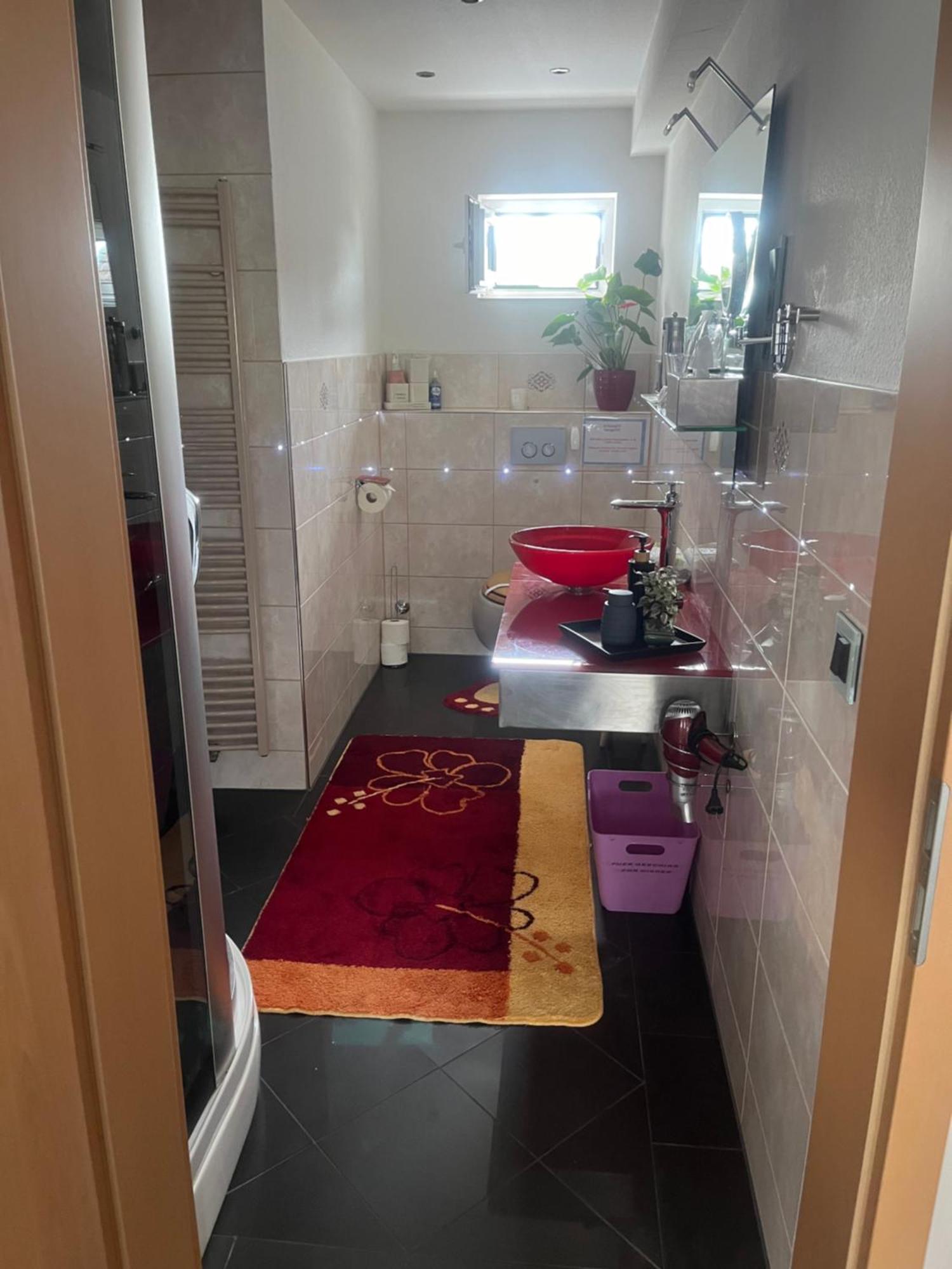 Gaestezimmer In Ratingen Bei Duesseldorf Mit Einem Hauch Luxus Экстерьер фото